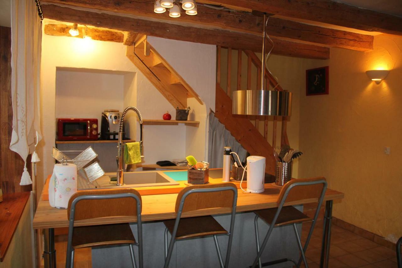 Hotel Le clos des Frasses Chainaz-les-Frasses Exterior foto